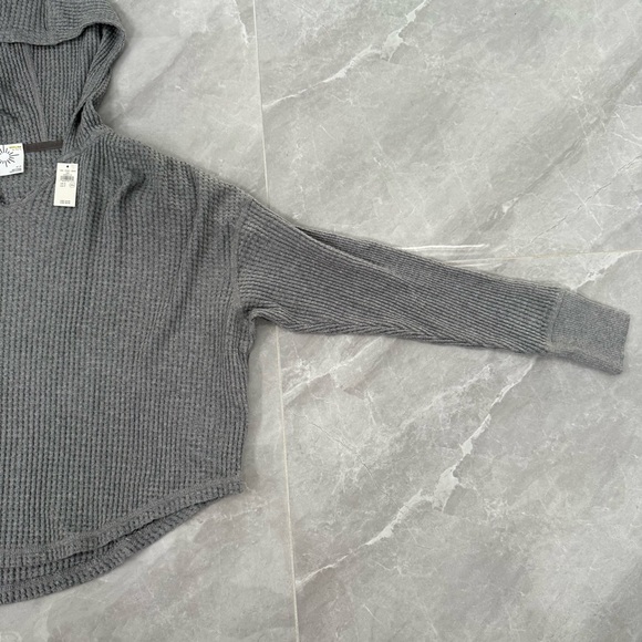 Women’s OFFLINE By Aerie Wow! Waffle Knit Hoodie Pullover Lounge Top Size Small - Picture 7 of 16